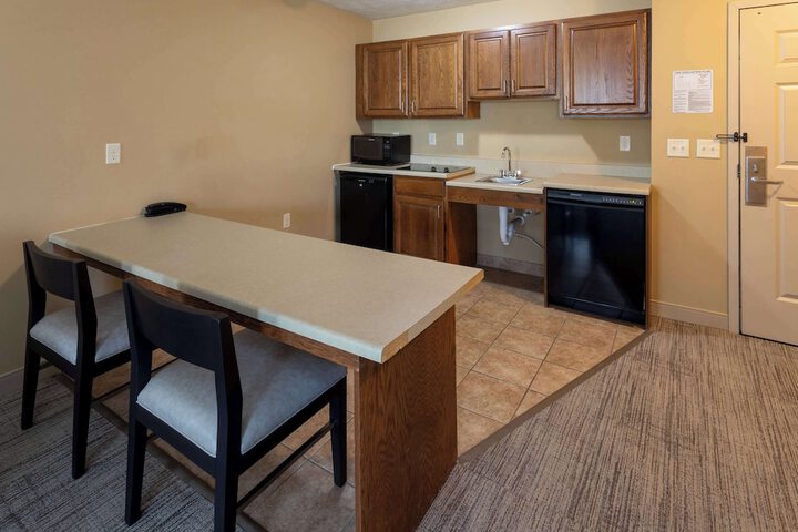 Grandstay Hotel & Suites Luverne