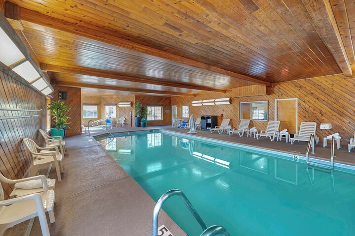 Pool 6 of 30