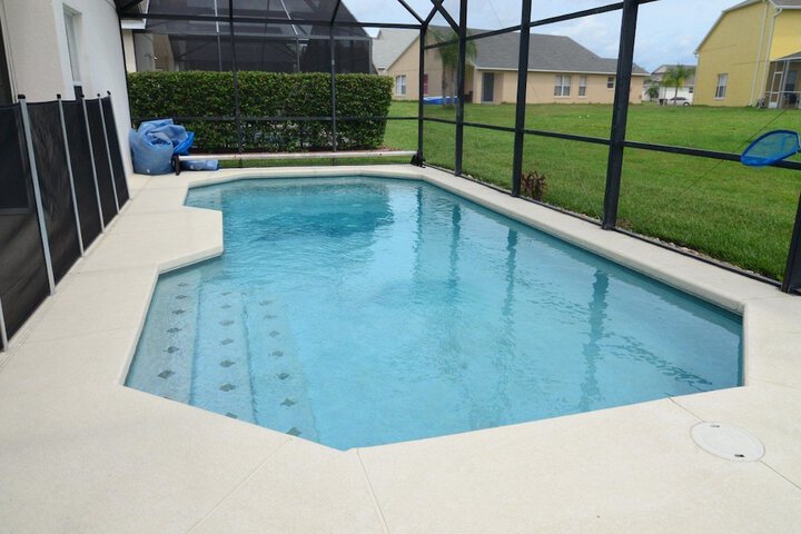 Pool 3 of 12