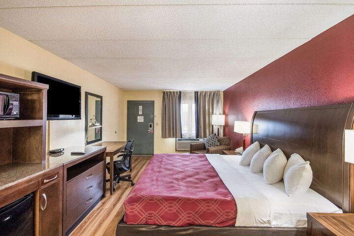 Room 26 of 28