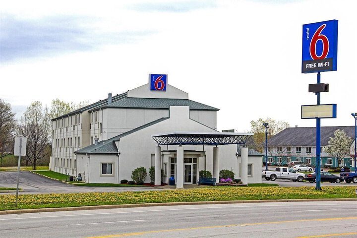 Hotel 5 of 37