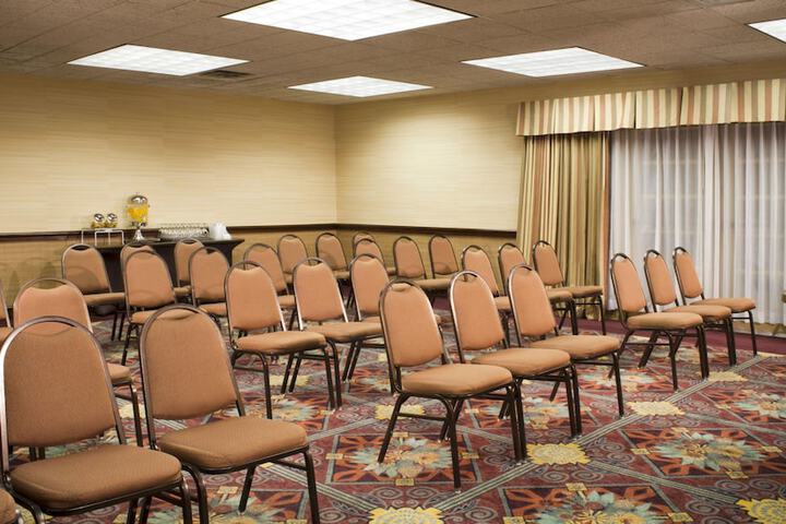 Embassy Suites by Hilton Flagstaff