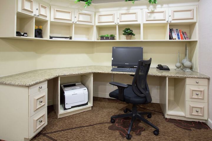 Business Center 42 of 42