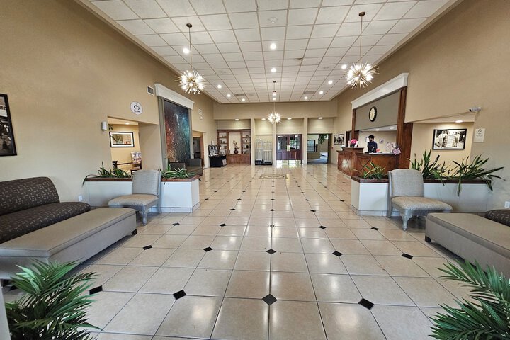 Clarion Inn & Suites Roswell