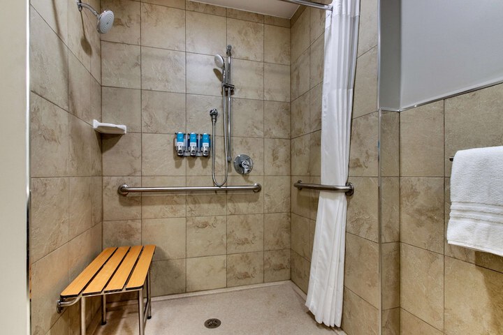 Room 21 of 59