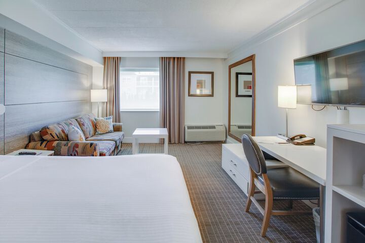 Room 51 of 62