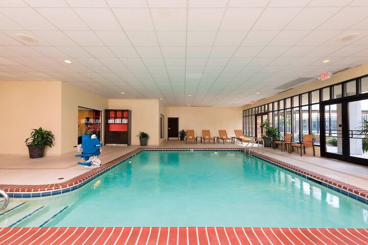 Pool 4 of 36