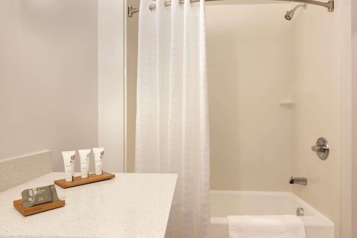 Country Inn & Suites by Radisson Portage, IN
