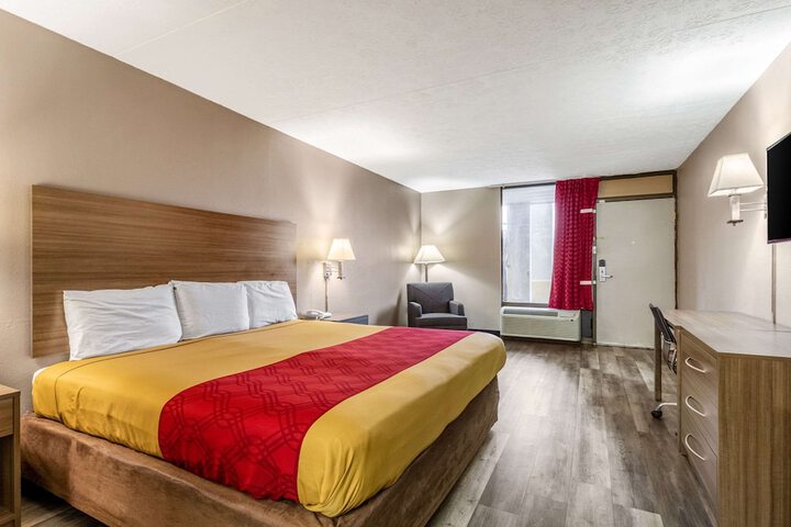 Room 35 of 50
