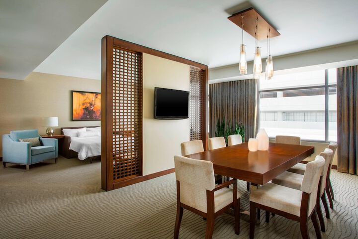 Room 21 of 69