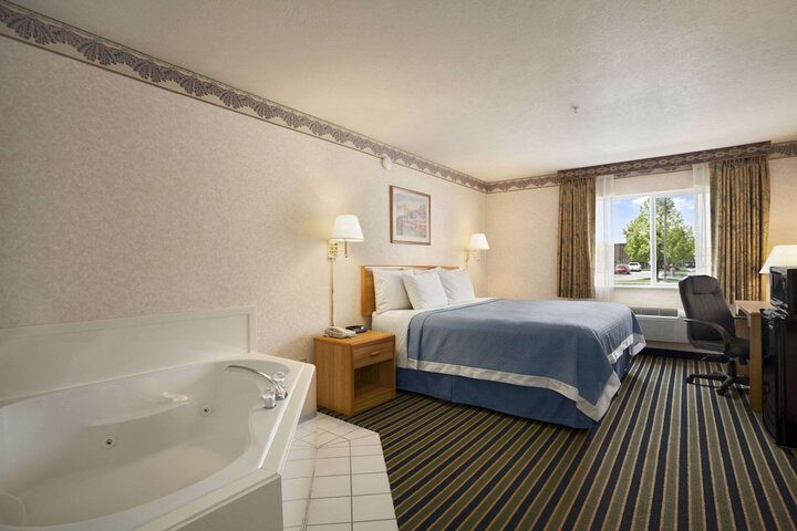 Days Inn by Wyndham Springville
