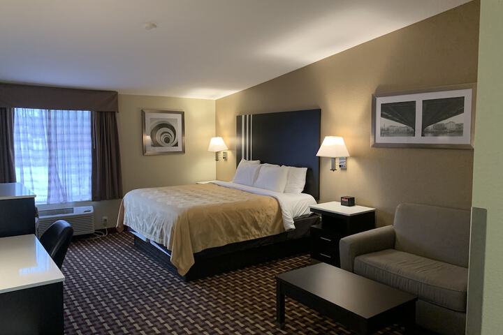 Room 22 of 62