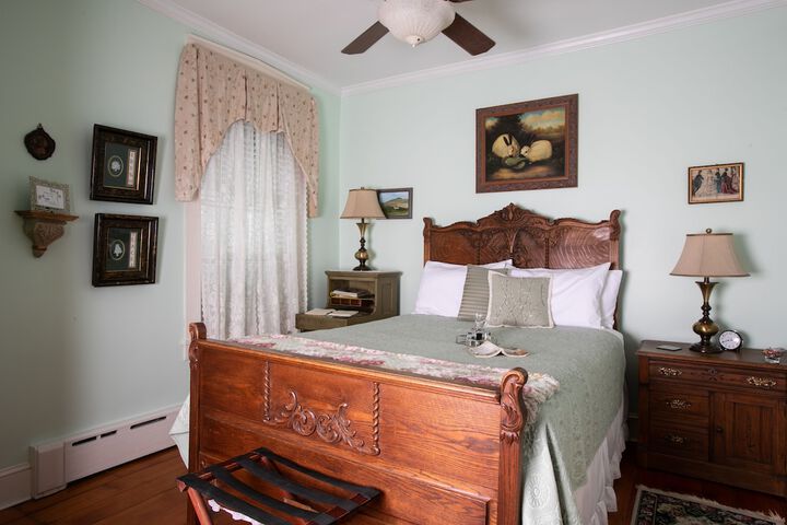 Room 34 of 51