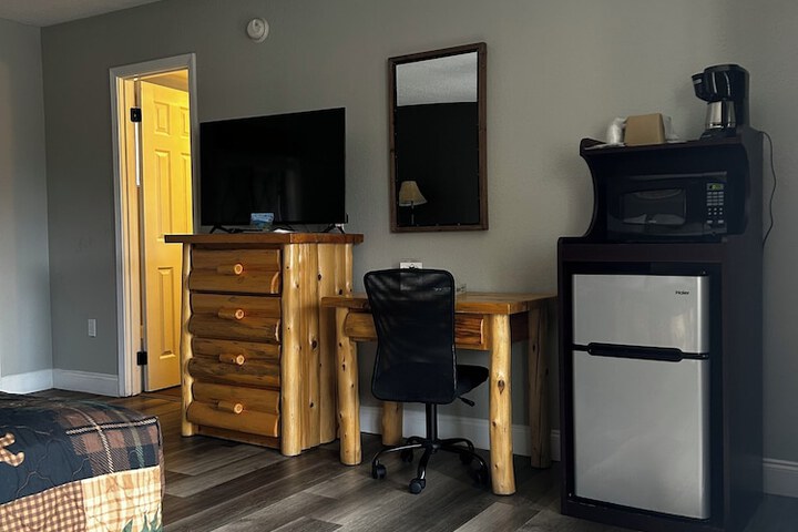 Room 58 of 104