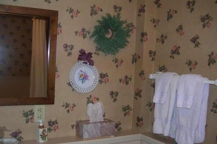 Room 14 of 20