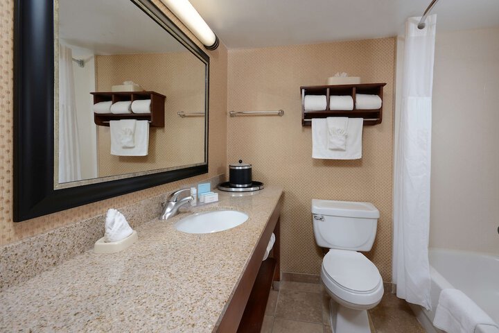 Room 11 of 39