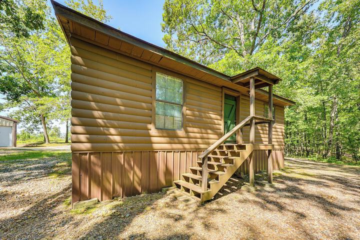 Arkansas Log Cabin Rental Near Lake Greeson!