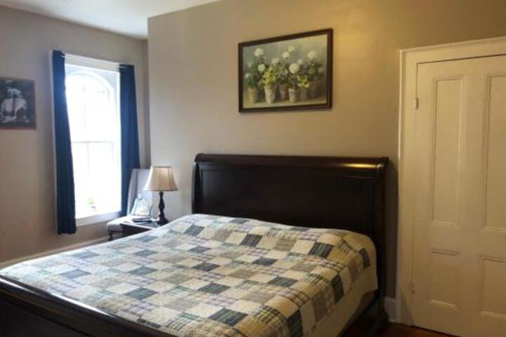 Cook Mansion Bed and Breakfast