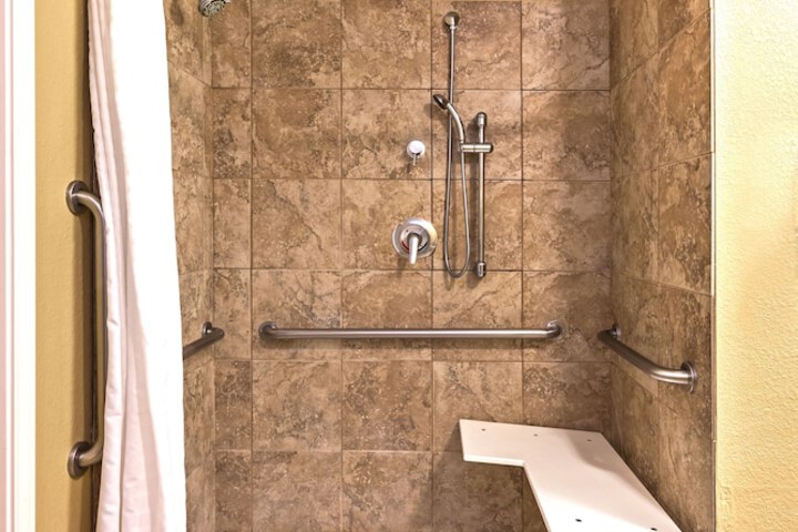 Candlewood Suites Pearland by IHG