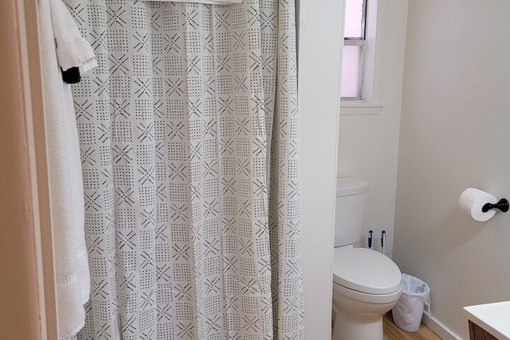 Room 12 of 34