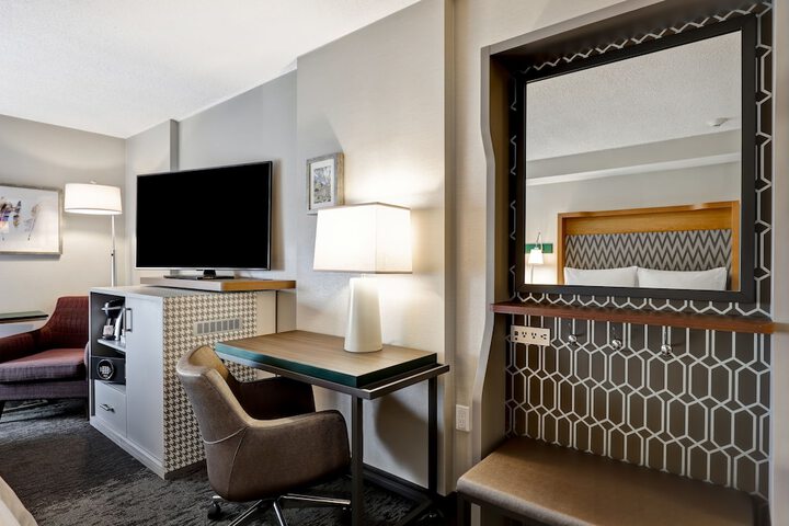 Room 55 of 77