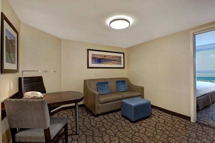 Room 59 of 106