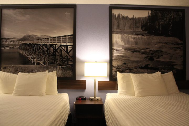 Room 21 of 68