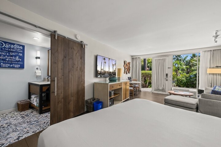 Paradise Point Resort & Spa
