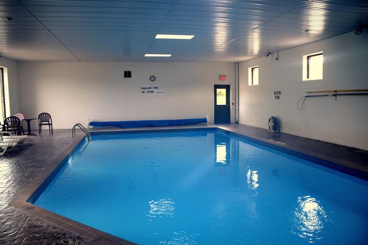 Pool 6 of 75