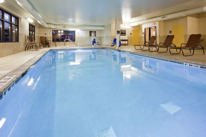 Hampton Inn & Suites Minneapolis West / Minnetonka