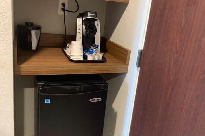 Holiday Inn Express & Suites Evansville North by IHG