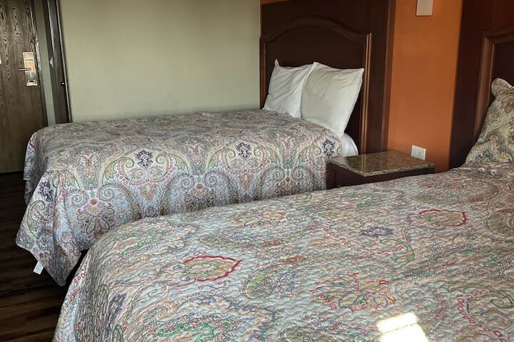 Room 29 of 59