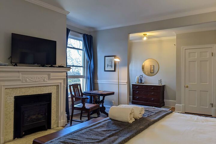 Room 95 of 239