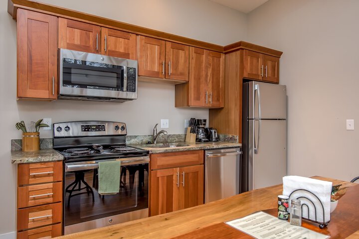 Pilot Cove Forest Lodging