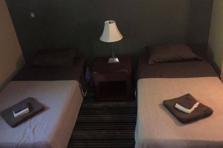 Room 3 of 8