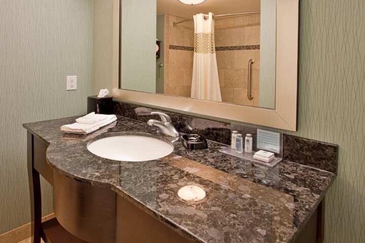 Hampton Inn & Suites St. Cloud MN