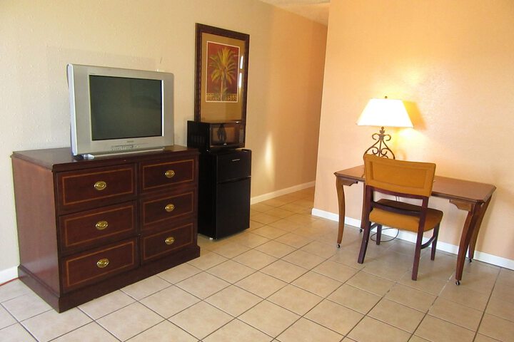 Room 19 of 26