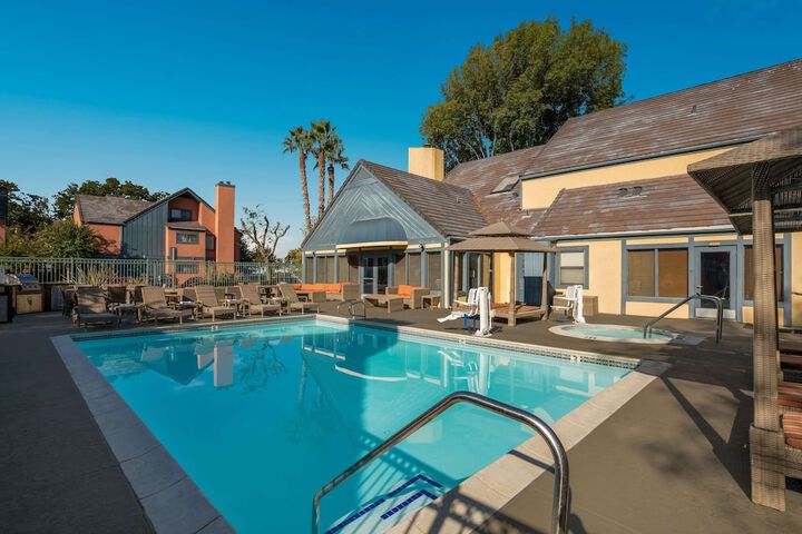 Pool 2 of 51