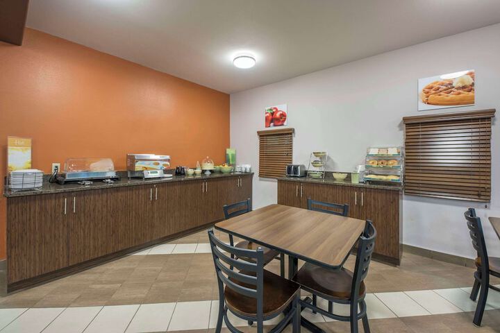Quality Inn Airport