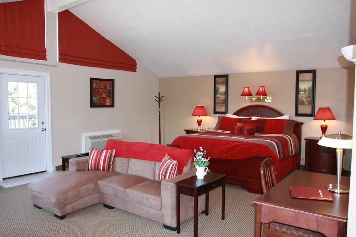 Western Royal Inn