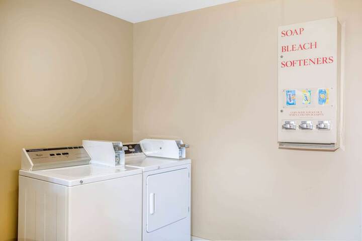 Room 19 of 38