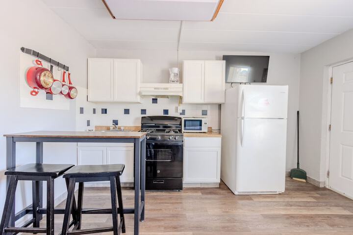 Shark Reef Resort Motel & Cottages