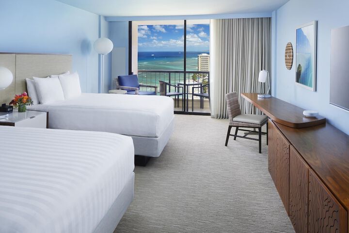 Hyatt Regency Waikiki Beach Resort & Spa