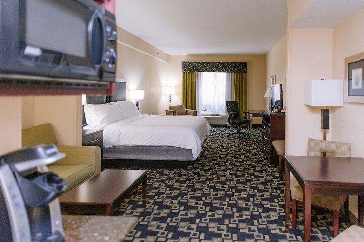 Room 42 of 70