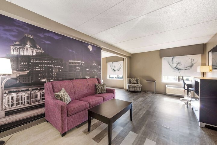 Room 43 of 54
