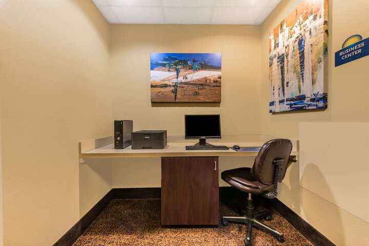 Business Center 12 of 12
