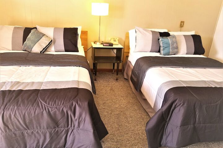 Room 32 of 81