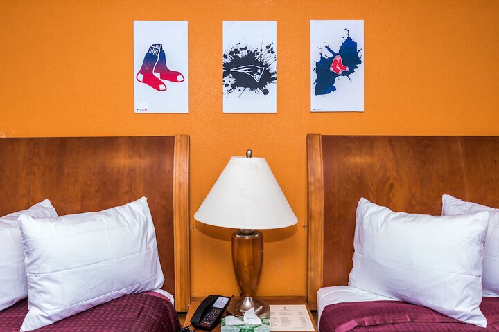 Room 16 of 33