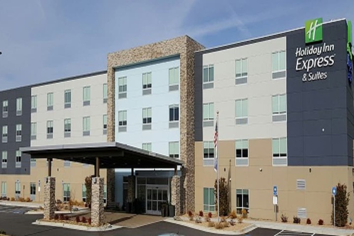 Hotel 2 of 30