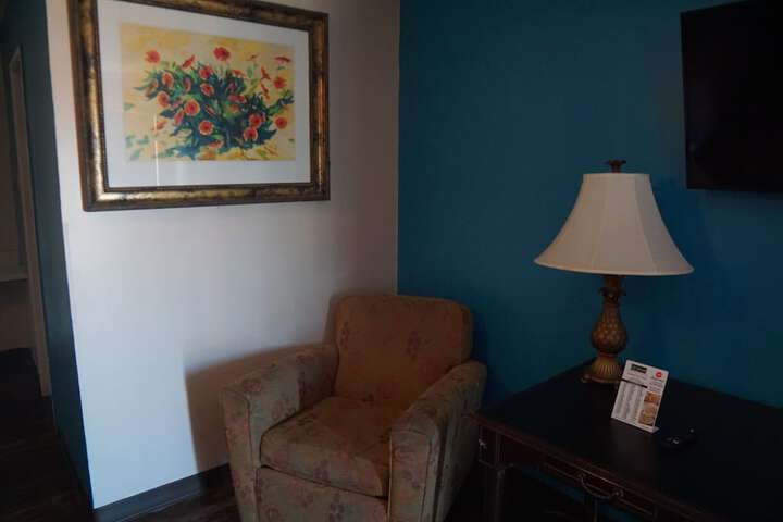 Room 13 of 14
